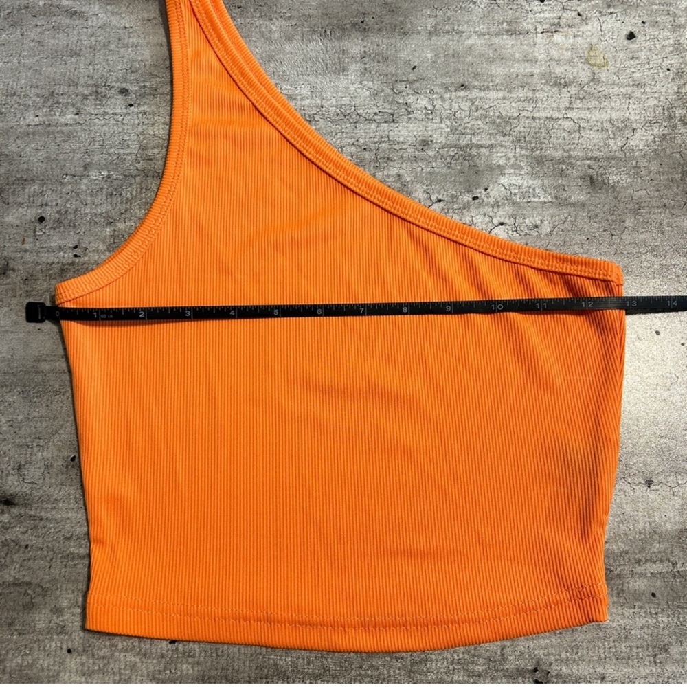 NWOT | SHEIN | One Shoulder Ribbed Crop Top - Picture 4 of 5